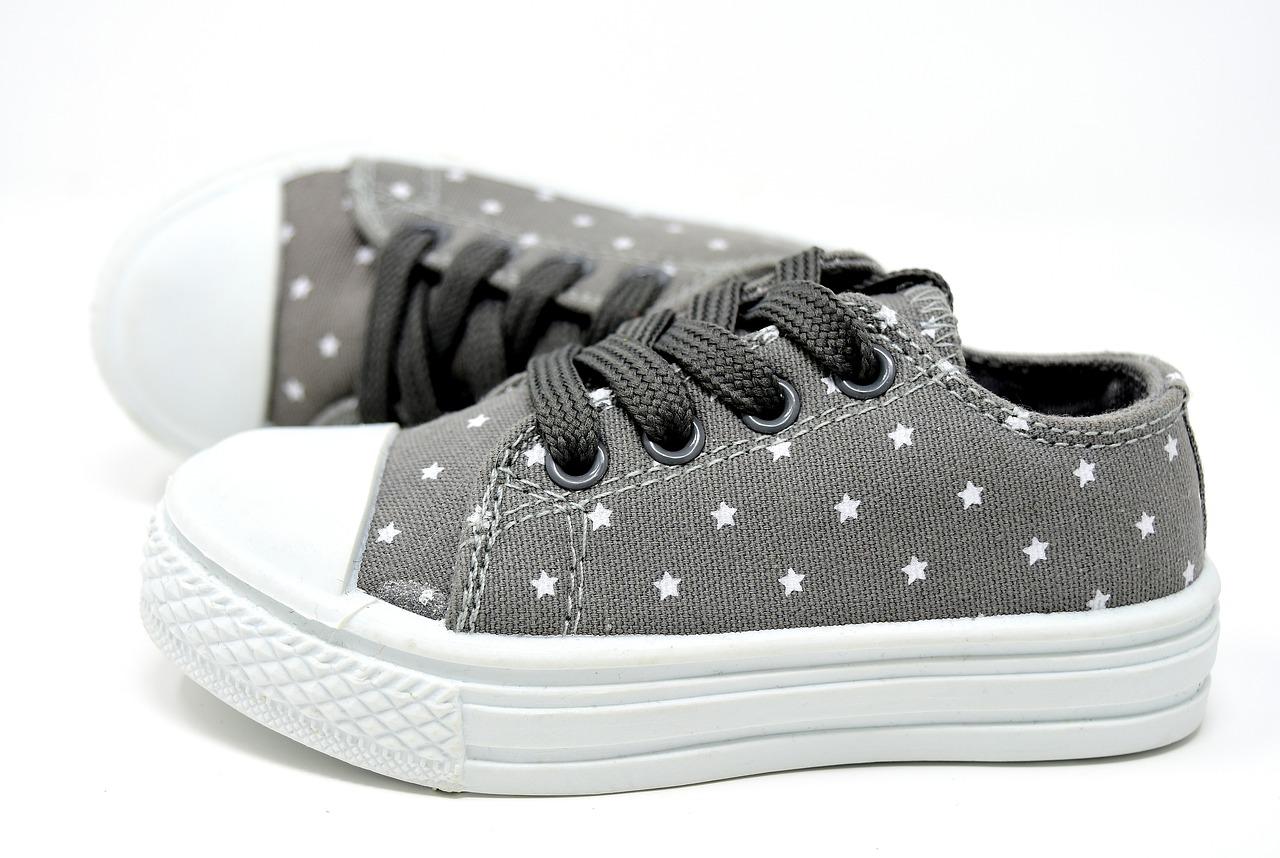 children's shoes, cute, sports shoes-3057497.jpg